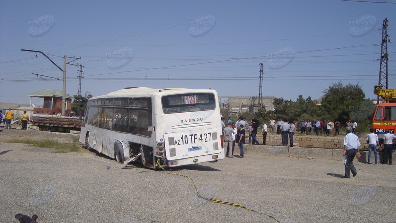 Обнародован полный список раненых и погибших в результате столкновения поезда с автобусом в Баку – ОБНОВЛЕНО – ФОТО - ВИДЕО – ОПРОС