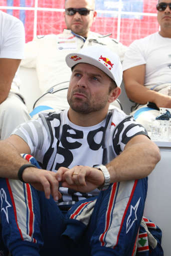 В гонках "V1 Challenge Azerbaijan" примут участие 14 пилотов из 12 стран - ФОТО