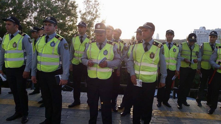 Yol polisinin xarici vətəndaşla ünsiyyətində problem olmayacaq – FOTO