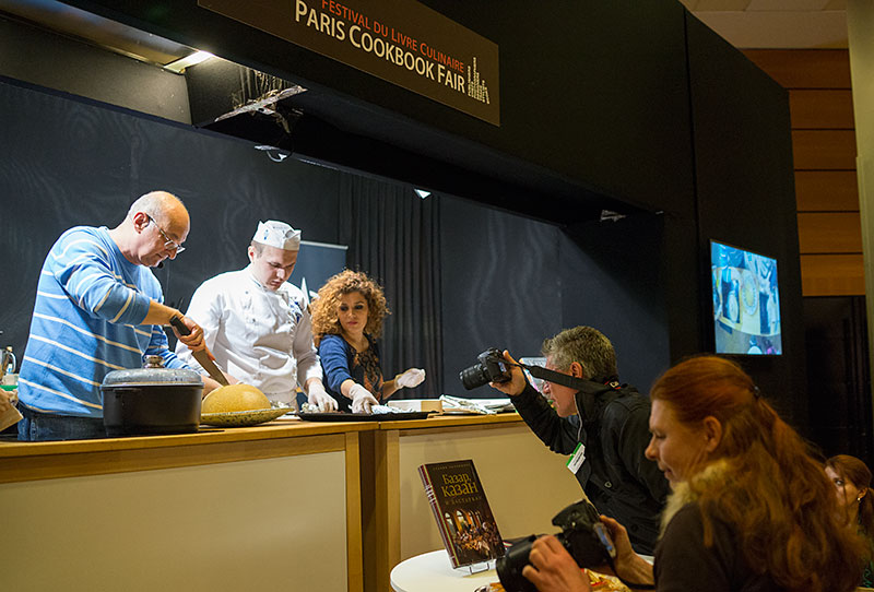 Книга об азербайджанской кухне признана лучшей в номинации "Национальная кухня" - ФОТО