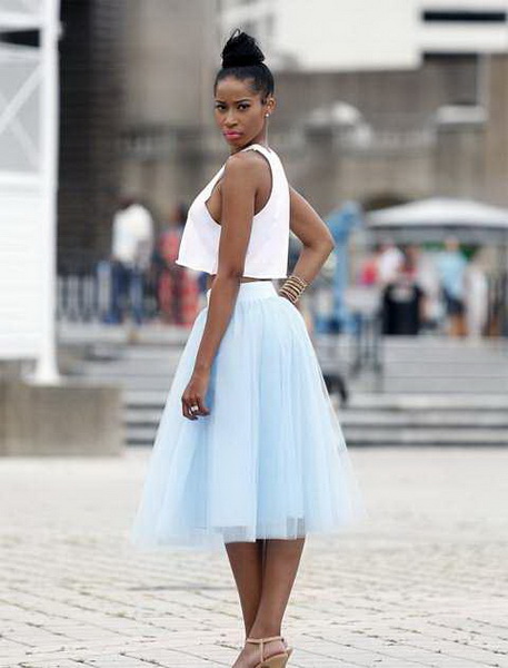 Муж не может различить свою жену от известной певицы - ФОТО