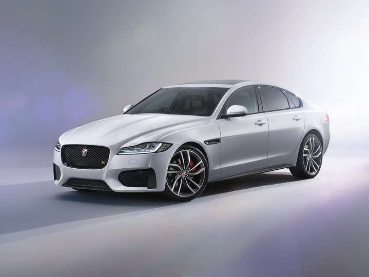 Создатели нового Jaguar XF пожадничали с мощностью - ФОТО