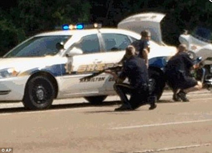 Теракт в США: расстреляли морских пехотинцев - ОБНОВЛЕНО - ФОТО