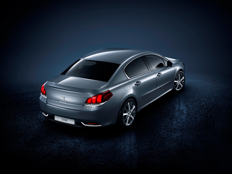 Peugeot решил кардинально сменить имидж седана 508 - ФОТО