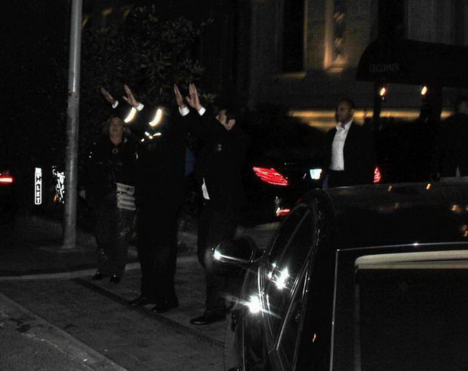 Aparıcı əri ilə aləmi bir-birinə qatdı – FOTO