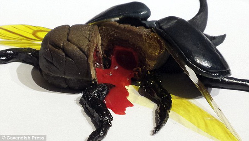 Сладкие джунгли: в Британии испекли невероятные торты - ФОТО