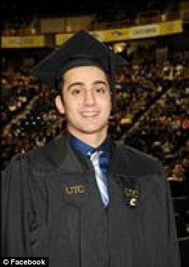 Теракт в США: расстреляли морских пехотинцев - ОБНОВЛЕНО - ФОТО