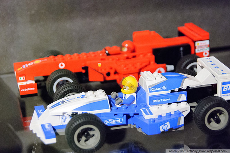 Музей LEGO – история "кубиков с пупырышками" - ФОТОСЕССИЯ