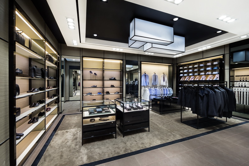 Hugo Boss открыл свой новый флагманский магазин в Port Baku Mall - ФОТО
