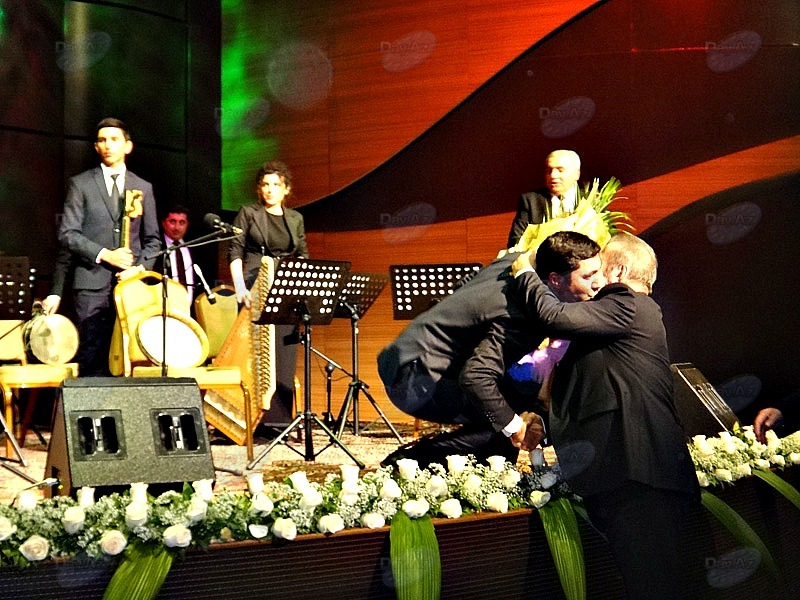 Эхтирам Гусейнов выступил в проекте Международного Центра Мугама "Axşamüstü Qarabağdan" - РЕПОРТАЖ - ФОТО