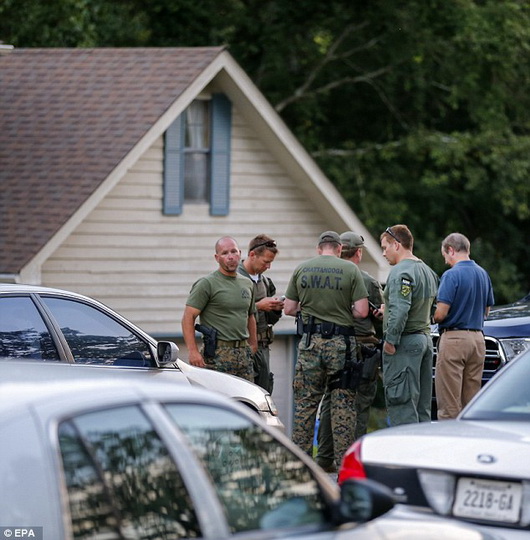 Теракт в США: расстреляли морских пехотинцев - ОБНОВЛЕНО - ФОТО