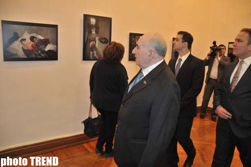 В Баку представлены работы французского фотографа о Ходжалинской трагедии - ОБНОВЛЕНО - ФОТО