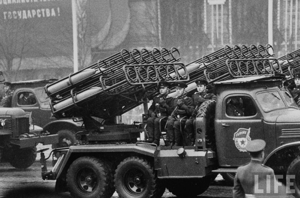 Майские празднования в Москве в 1958 году - ФОТОСЕССИЯ