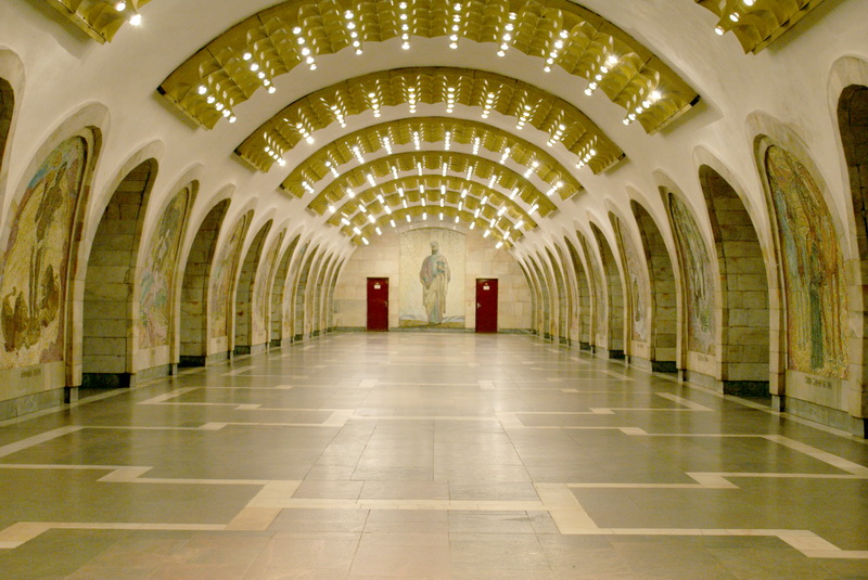Бакинскому метро – 45: как создавалась одна из самых красивых "подземок" мира – 3D-ФОТО