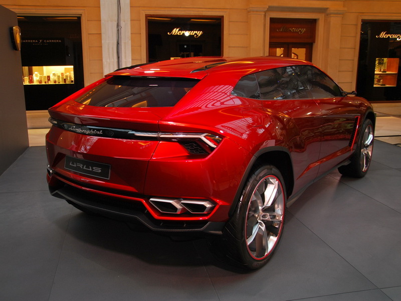 Кроссовер Lamborghini может оказаться неожиданно доступным - ФОТО