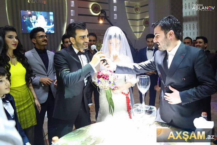 Azərbaycanlı müğənni evləndi – FOTO
