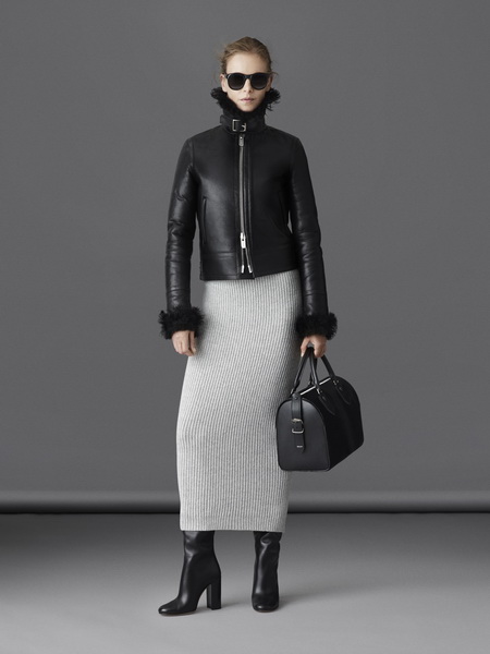 В Баку открылся первый магазин швейцарского бренда Bally - ФОТО