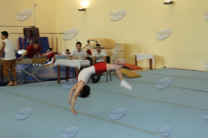 Будущие победители. Один день в Бакинской школе гимнастики - РЕПОРТАЖ - ФОТО