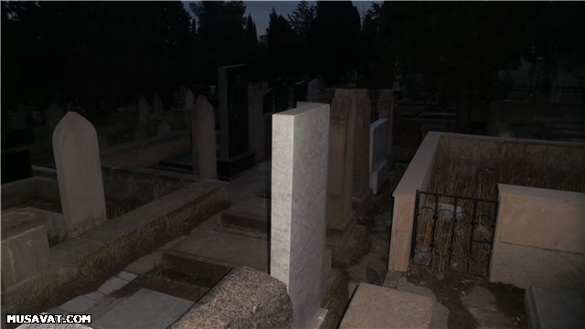 Bakıda ev qiymətinə məzar daşları... - FOTO