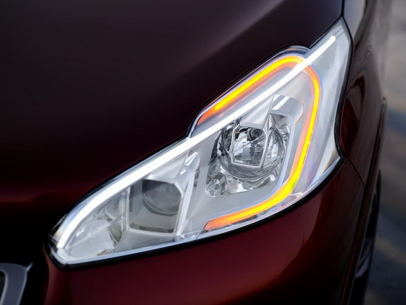 Хэтчбек Peugeot 208 GTi пойдет в серийное производство - ФОТО