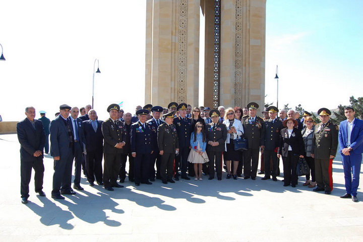 В Азербайджане отмечается День Победы над фашизмом - ОБНОВЛЕНО - ФОТО