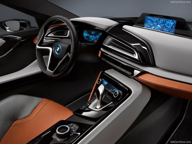 BMW представила новый гибридный концепт-кар 2013 года - ФОТОСЕССИЯ