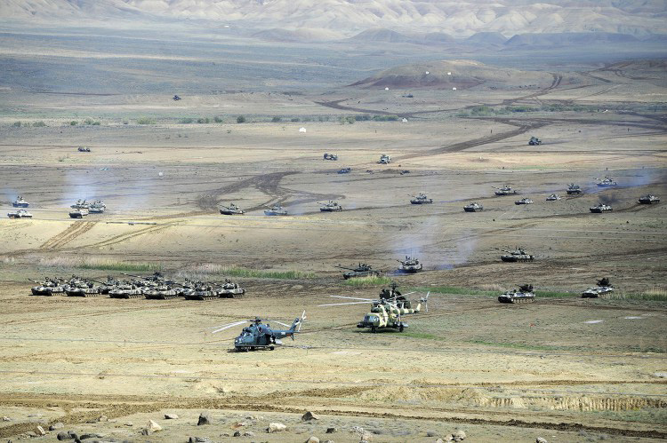 Азербайджанские и турецкие военные в Нахчыване - ОБНОВЛЕНО - ФОТО