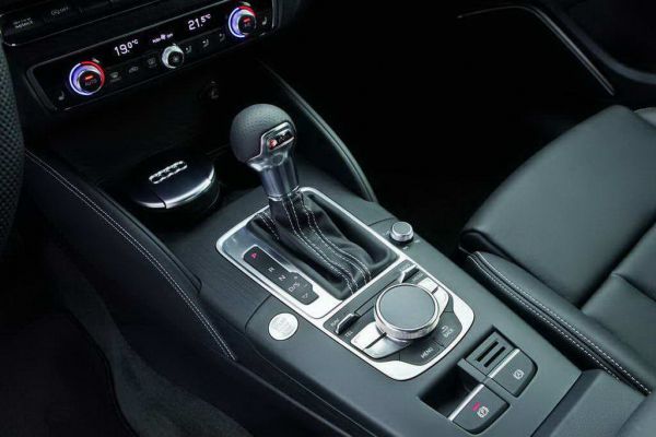 Audi A3 2013: умный автомобиль со спортивным характером - ФОТОСЕССИЯ