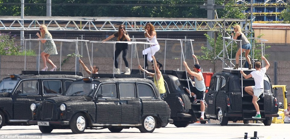 Легендарные Spice Girls вновь воссоединятся - ОБНОВЛЕНО - ФОТО