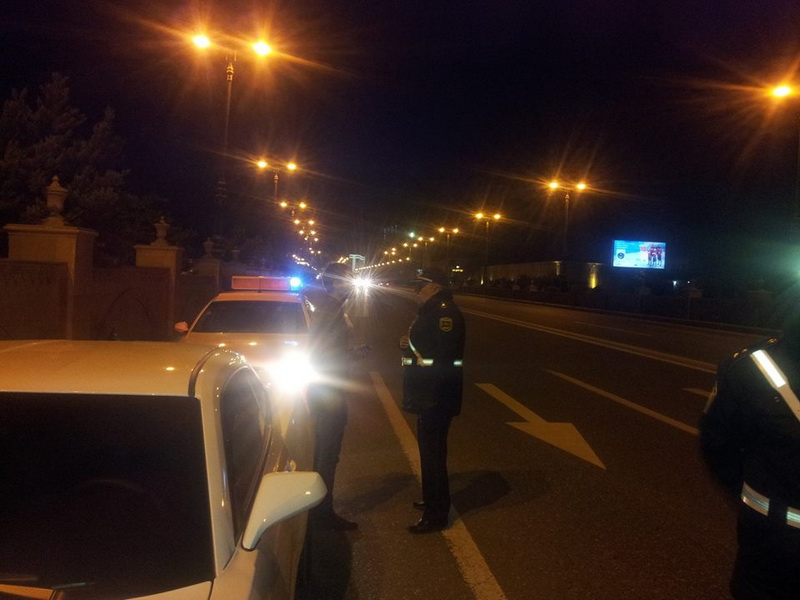 Bakıda bir gecə ərzində "Bentley" və "Camaro" əldən getdi - FOTO