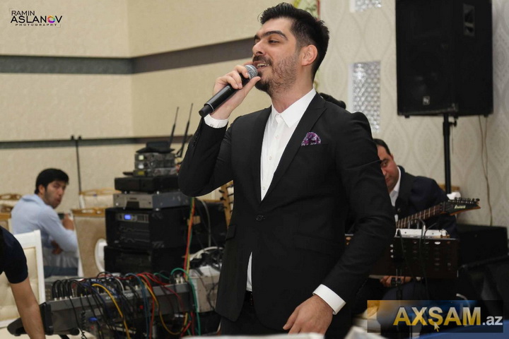 Azərbaycanlı müğənni evləndi – FOTO