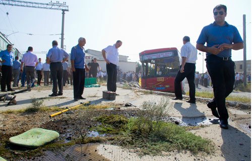 Обнародован полный список раненых и погибших в результате столкновения поезда с автобусом в Баку – ОБНОВЛЕНО – ФОТО - ВИДЕО – ОПРОС