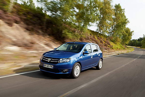 Sandero Stepway: авто для плохих дорог и активного отдыха - ФОТОСЕССИЯ