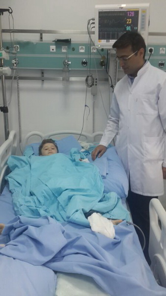 Tədris Cərrahiyyə Klinikasında unikal əməliyyat gerçəkləşib – FOTO