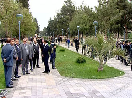 Gəncədə Fikrət Əmirov adına park açılıb - FOTO