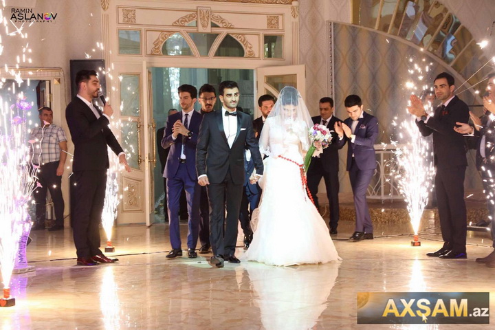 Azərbaycanlı müğənni evləndi – FOTO