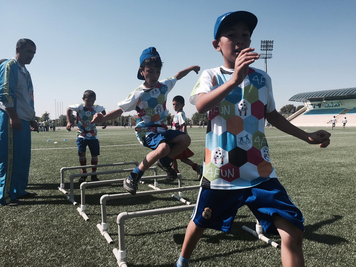 АФФА прививает детям интерес к спорту - ФОТО