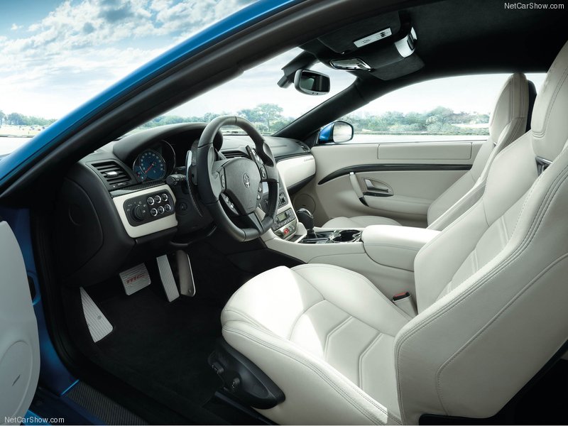 Maserati GranTurismo Sport 2013 представлена в Швейцарии - ФОТОСЕССИЯ