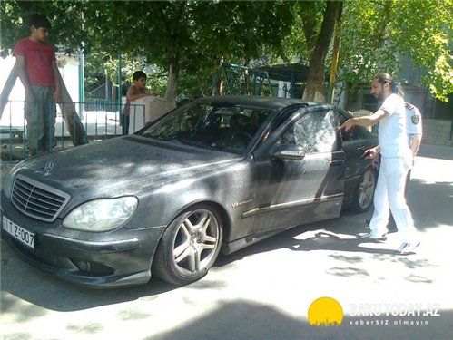Müğənni İntizar Məmmədovun avtomobilindən oğurluq olub - FOTO