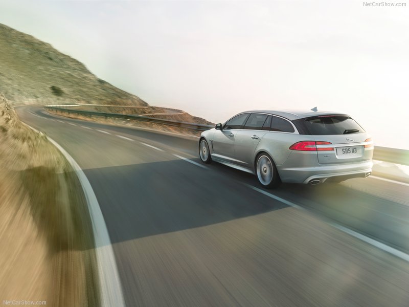 Jaguar официально представила универсал на базе модели XF - ФОТОСЕССИЯ