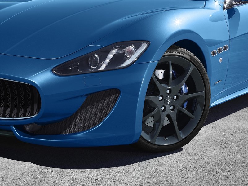 Maserati GranTurismo Sport 2013 представлена в Швейцарии - ФОТОСЕССИЯ