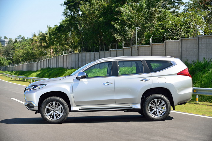 Новый Mitsubishi Pajero Sport представлен официально - ФОТОСЕССИЯ