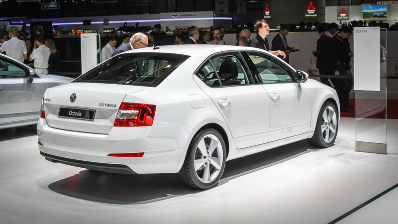 Новая ŠKODA Octavia: признанный успех среди экспертов автомобильного сообщества - ФОТО