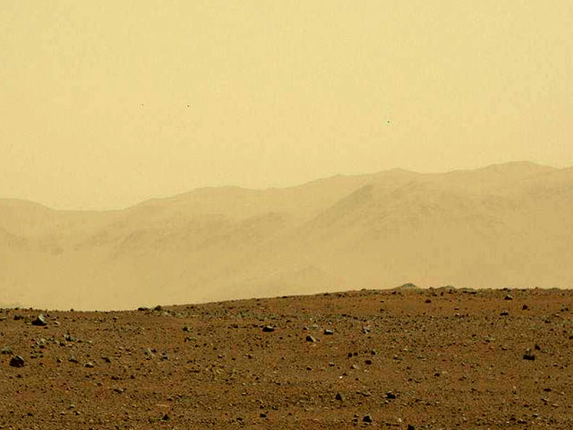 Марсоход Curiosity засек НЛО на Марсе - ОБНОВЛЕНО - ФОТО - ВИДЕО