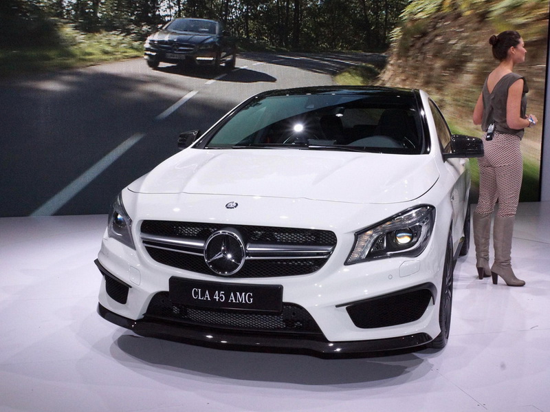 "Заряженный" седан Mercedes CLA 45 AMG обойдется в $47 450 - ФОТОССЕССИЯ