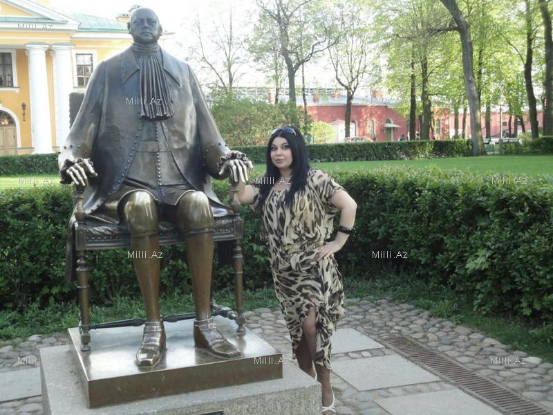 Arzu Mələk: "Həyatımda uğursuz sevgi olub" - FOTO