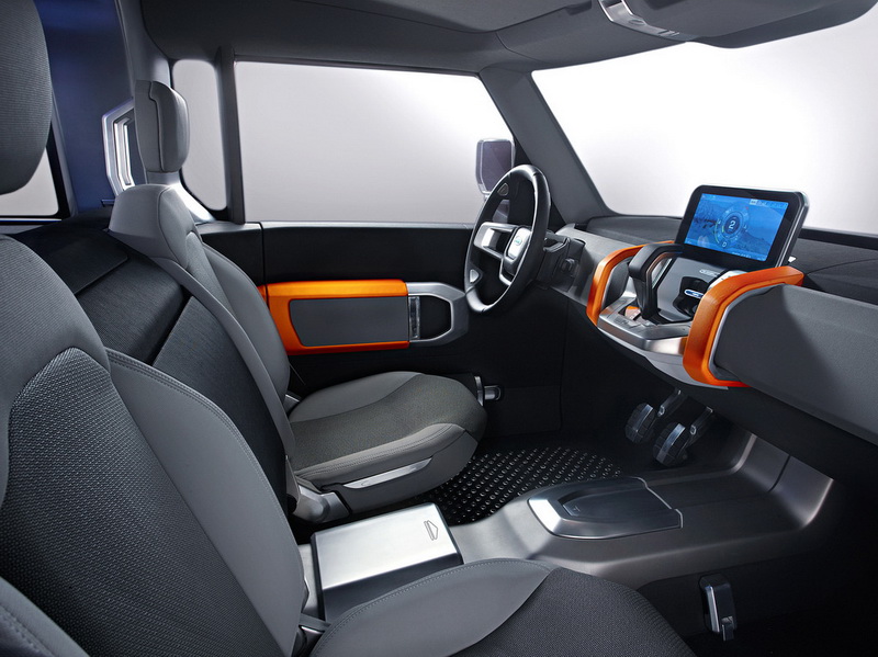 Маленький кроссовер Land Rover получил имя - ФОТО