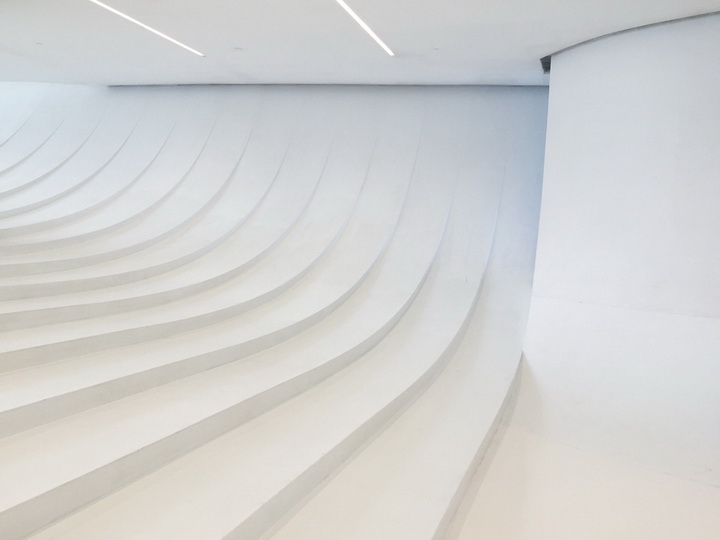 Центр Гейдара Алиева привел в восторг известного блогера - ФОТОГАЛЕРЕЯ