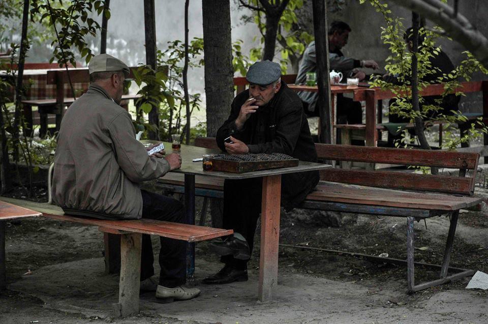 Qocaların yanından reportaj: "Qızların xoşuna gəlir, ağsaqqal..." - FOTO