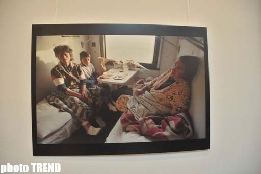 В Баку представлены работы французского фотографа о Ходжалинской трагедии - ОБНОВЛЕНО - ФОТО